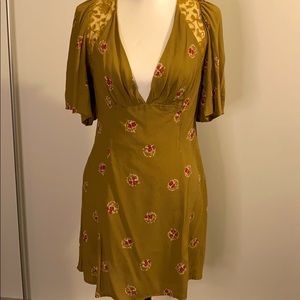 - Free People Mockingbird dress size 6 (New)